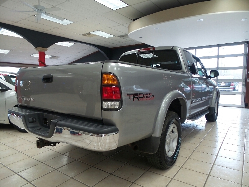 Pre owned toyota tundra truck